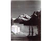 
Lofthouse Maligne Lake